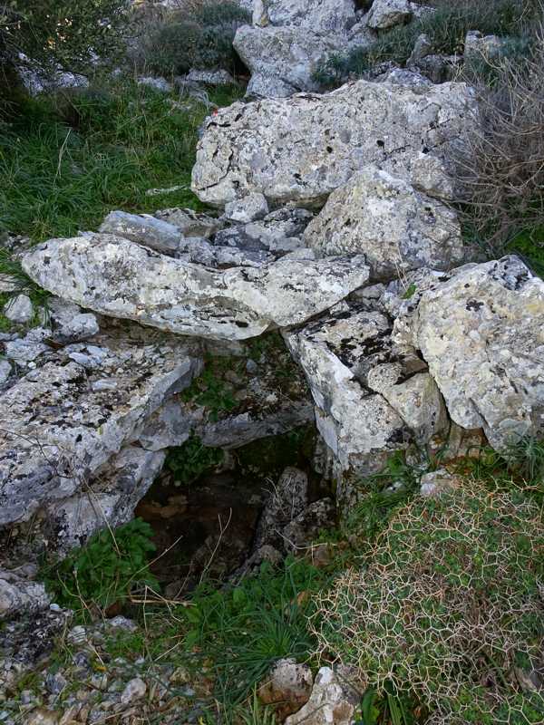 Βραχόσπιτο στον Υμηττό Διαδρομή 10